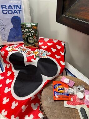 Disney Red Mickey Mouse Drawstring Bag & Accessories Bundle #8
